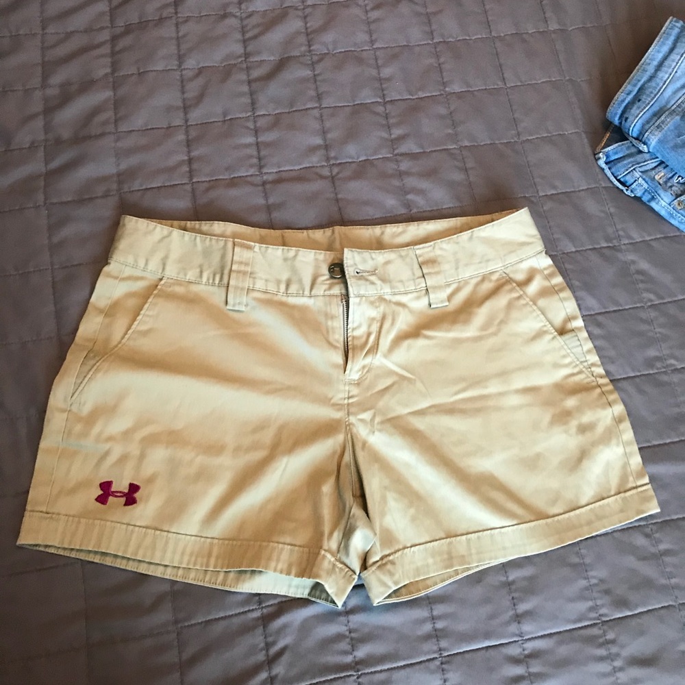 Khaki Under armour shorts